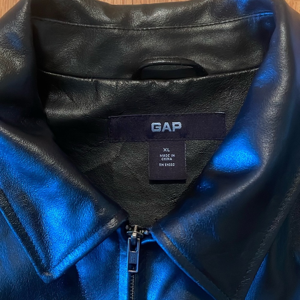 Men’s Gap leather Jack